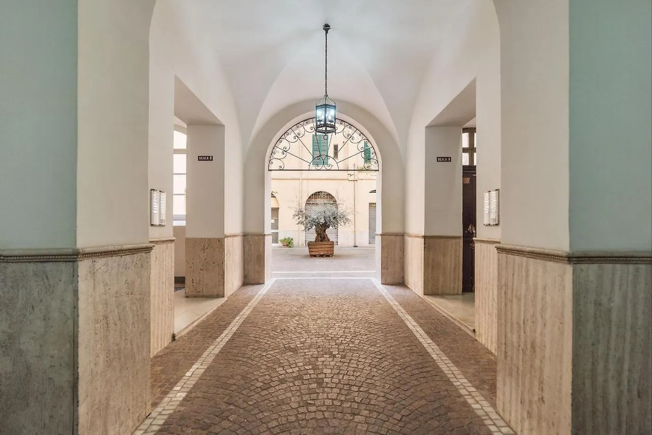 Colosseo & Colle Oppio Cozy Apartment 罗马 意大利
